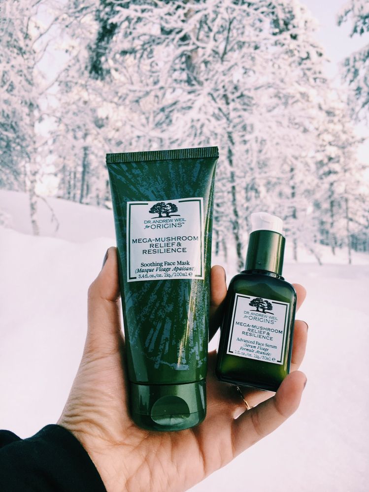 The beautiful Origins Mega Mushroom Mask & Serum. The perfect treat for the skin after a long day in the cold.